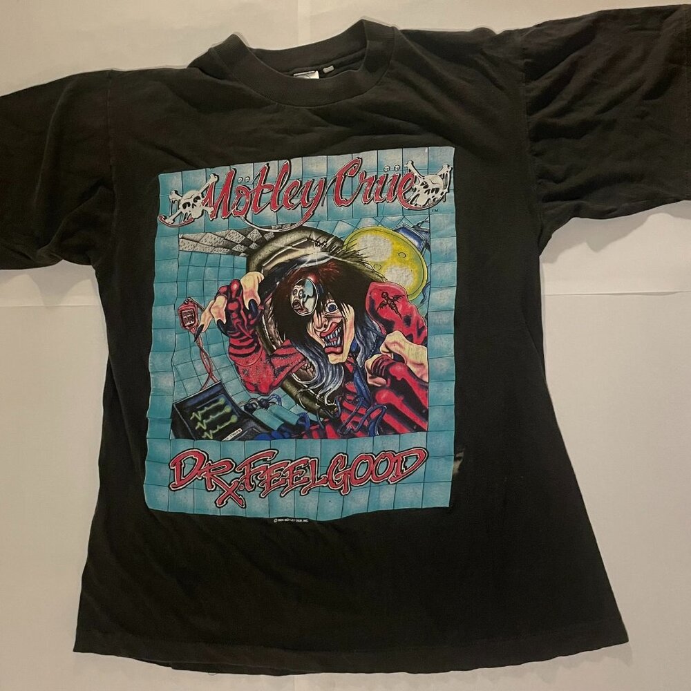 1989 motley crue t-shirt